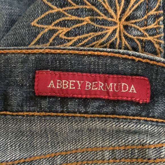 Lucky Brand Shorts - Picture 4 of 7